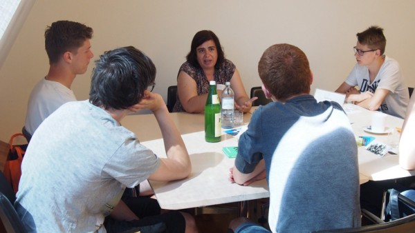 Carla Barreiros, Know-Center im Dialog mit den Jugendlichen